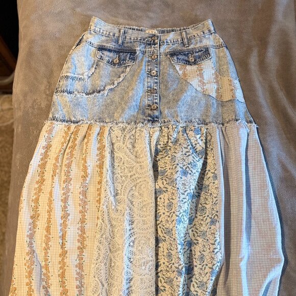 Harmony Denim Skirt - Picture 5 of 7